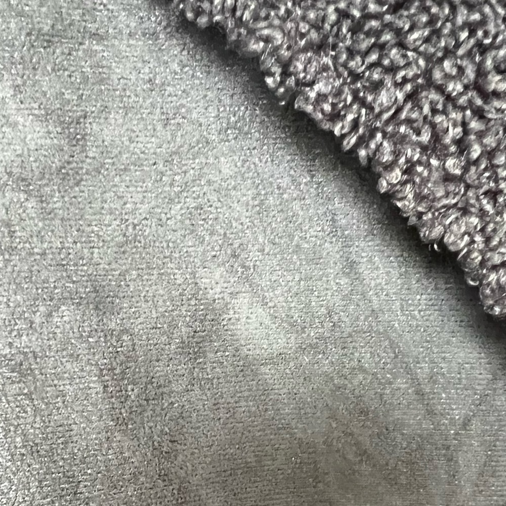 Coat - Picture 14 of 15